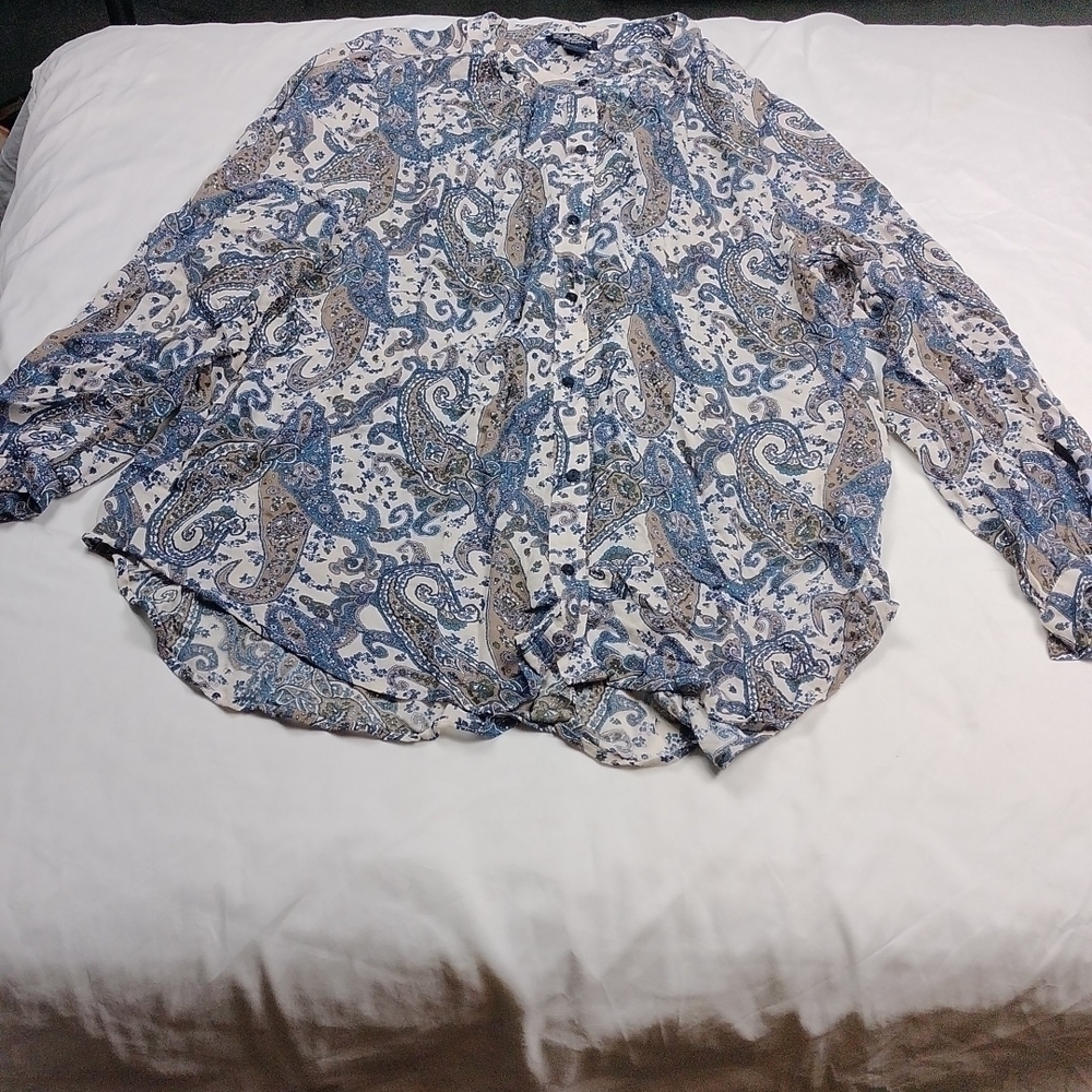 Lucky Brand women's Large sized button down blouse